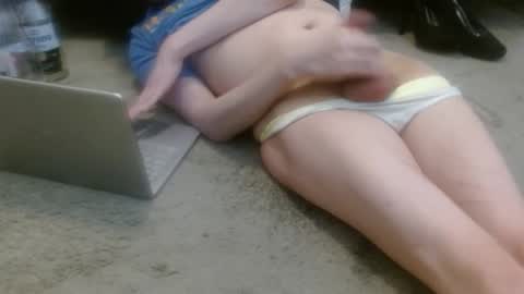 Holly Hawkes online show from 12.15.25