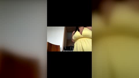 Snapshot of hollykoff chatting on 05.18.26 space online show from 05.18.26