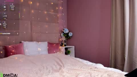 Holly online show from 10.27.25