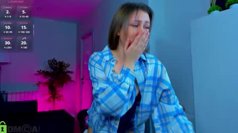 Holly online show from 11.04.25