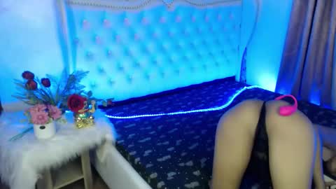 Snapshot of hollysugarxx chatting on 10.07.25 STACEYY XX online show from 10.07.25