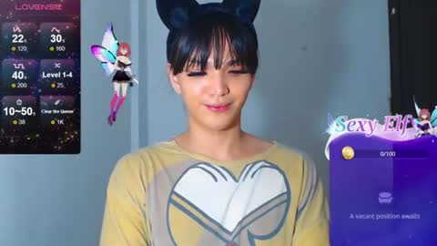 Snapshot of hollywoodbitch chatting on 07.15.26 Isabella Marie online show from 07.15.26
