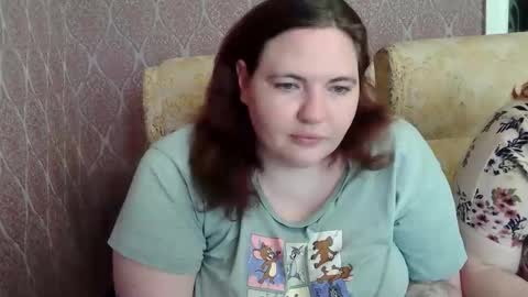 Snapshot of hollyxeva chatting on 05.17.26 HollyXEva online show from 05.17.26