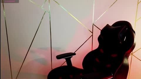 holly online show from 02.12.25