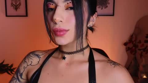 holly online show from 06.07.26