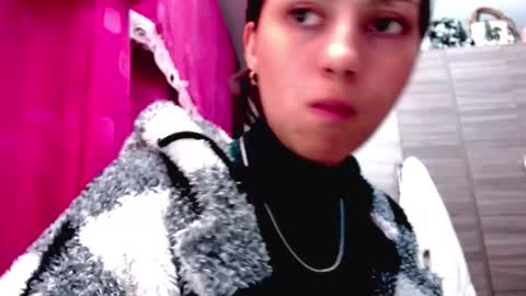 Snapshot of holy_juli2 chatting on 02.02.26 Juli online show from 02.02.26