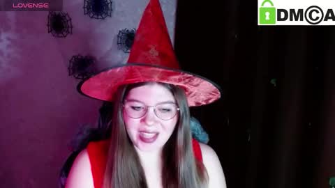 Snapshot of holy_michela chatting on 10.30.25 Welcome guys Pleasure to see you all here My name is MichaelaTip menu is active Private is open online show from 10.30.25