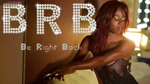 Holly online show from 02.10.25