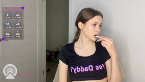 Snapshot of holybabe342 chatting on 12.03.24 Vio online show from 12.03.24