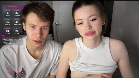 Snapshot of holybabe342 chatting on 02.26.25 Vio online show from 02.26.25