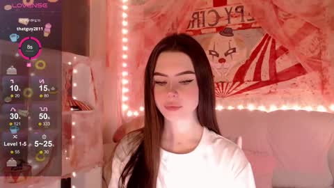 Mia online show from 11.03.25