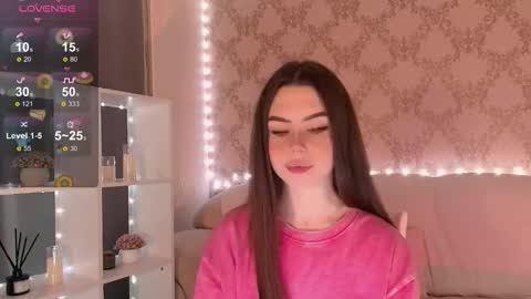 Mia online show from 11.20.25