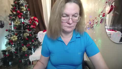 Snapshot of holymilfa chatting on 12.04.24 holymilfa online show from 12.04.24