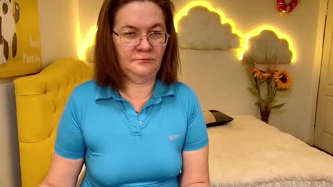 Snapshot of holymilfa chatting on 02.02.25 holymilfa online show from 02.02.25