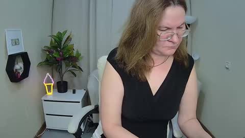 holymilfa online show from 03.25.26