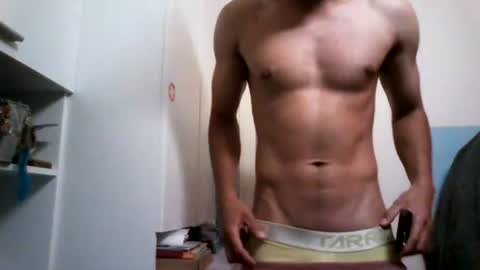 Snapshot of homchard chatting on 06.11.26 juan chard homme online show from 06.11.26