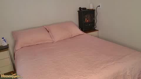 Snapshot of homeofsex_ chatting on 11.25.25 Jack and Sally online show from 11.25.25