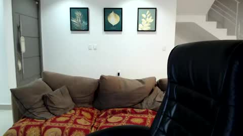 Snapshot of homerovirtual chatting on 12.16.24 machinecarioca online show from 12.16.24