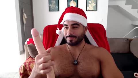 Snapshot of homerovirtual chatting on 12.26.24 machinecarioca online show from 12.26.24