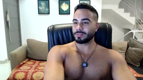 Snapshot of homerovirtual chatting on 01.18.25 machinecarioca online show from 01.18.25