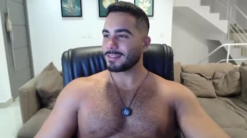 Snapshot of homerovirtual chatting on 02.05.25 machinecarioca online show from 02.05.25