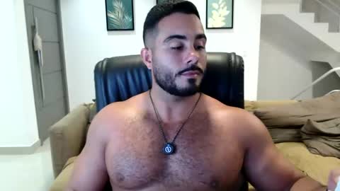 Snapshot of homerovirtual chatting on 02.08.25 machinecarioca online show from 02.08.25