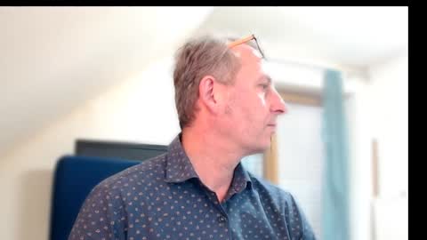 Snapshot of hondowill chatting on 01.28.25 Bernd online show from 01.28.25