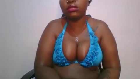 honey_beb online show from 10.12.25