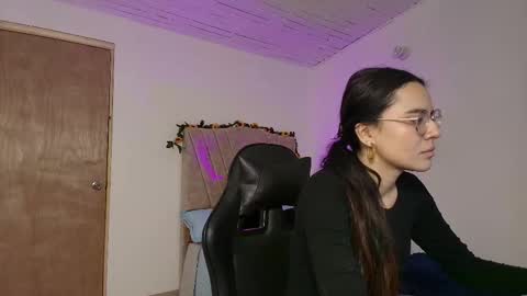   online show from 09.29.25