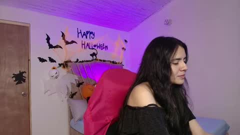   online show from 10.07.25