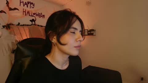   online show from 10.16.25