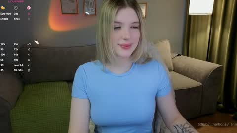 Lina online show from 03.31.26