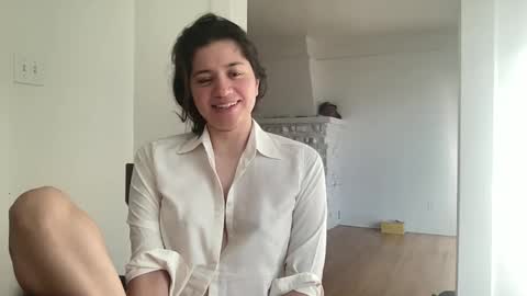 Snapshot of honey_laila chatting on 03.09.25 honey_laila online show from 03.09.25