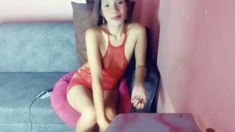 honey_mollyxx online show from 10.13.25