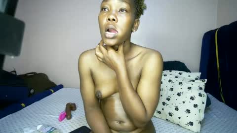 honey_nubia0 online show from 06.30.26
