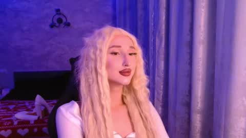 honey_sunset online show from 12.22.25