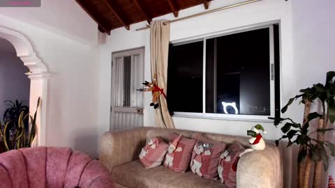 Isabella  online show from 01.01.25