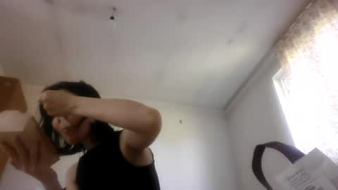 Snapshot of honey_yuzu chatting on 06.25.26 honey_yuzu online show from 06.25.26