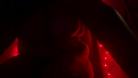 Snapshot of honeybeexo12 chatting on 01.20.25 honeybeexo12 online show from 01.20.25