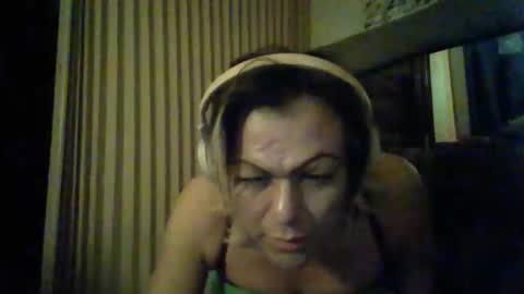 Snapshot of honeybfly99 chatting on 02.16.25 honeybfly99 online show from 02.16.25