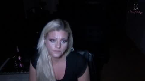 Snapshot of honeybuhnny chatting on 03.31.26 honeybuhnny online show from 03.31.26