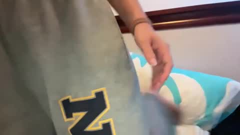 honeybun_z online show from 10.07.25