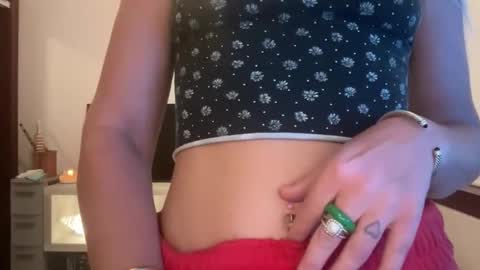 honeybun_z online show from 12.19.25