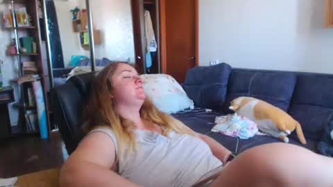 HoneydewMolly online show from 06.25.26