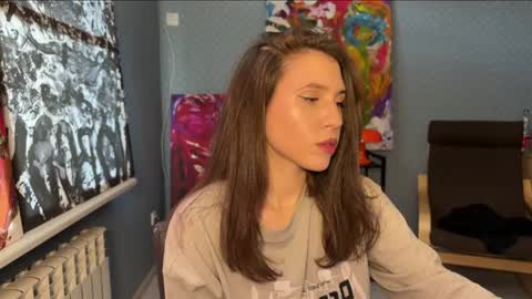 Snapshot of honeyed_hazze chatting on 06.25.26 honeyed_hazze online show from 06.25.26