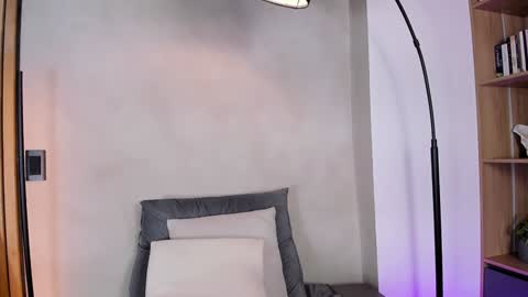 Sofia independent model online show from 01.08.25