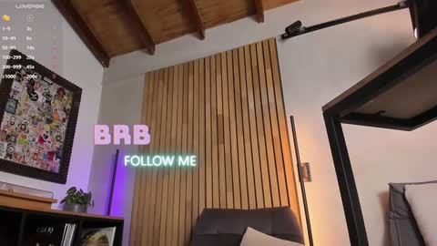 Sofia independent model online show from 01.25.25