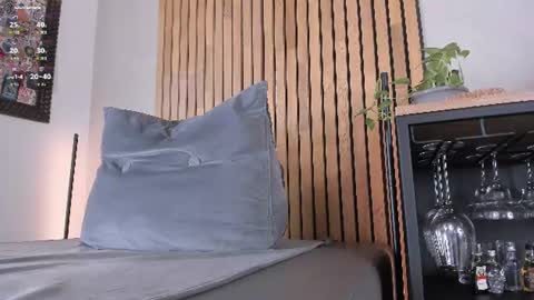 Snapshot of honeyhot69__ chatting on 06.13.26 Sofia independent model online show from 06.13.26