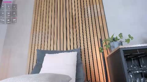 Snapshot of honeyhot69__ chatting on 07.17.26 Sofia independent model online show from 07.17.26