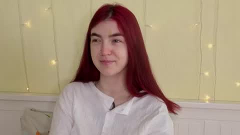 Snapshot of honeykadakia chatting on 06.25.26 Jane online show from 06.25.26
